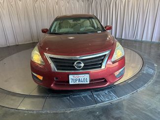 Used 2013 Nissan Altima 2.5 SV FWD video 2