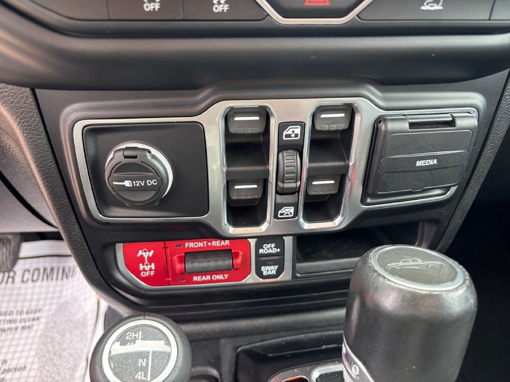 Used 2020 Jeep Gladiator Rubicon AWD/4WD image 27