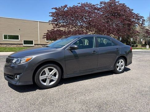 Used 2013 Toyota Camry SE image 7
