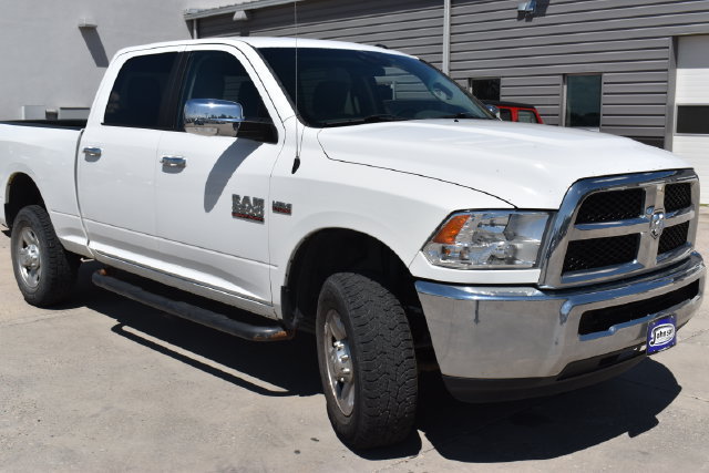 Used 2017 RAM 2500 SLT AWD/4WD image 3