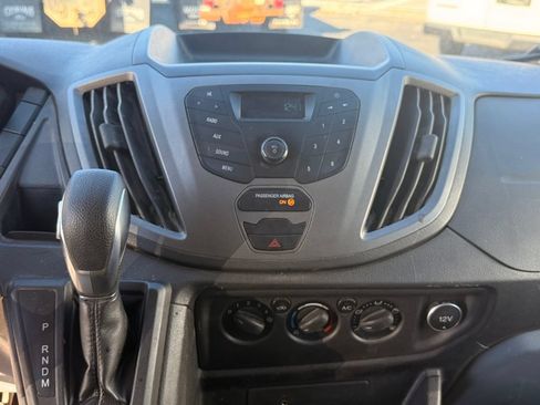Used 2018 Ford Transit 250 130 Low Roof RWD image 18
