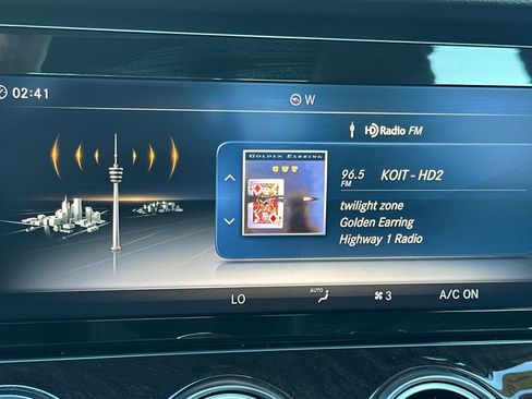 Used 2018 Mercedes-Benz E 300 image 22