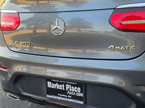 Used 2019 Mercedes-Benz GLC 300 4MATIC Coupe image 19