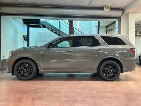 New 2026 Dodge Durango SRT Hellcat w/ Premium Group AWD/4WD image 2