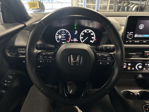 Used 2024 Honda HR-V Sport image 9
