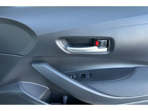 New 2026 Toyota Corolla SE image 18