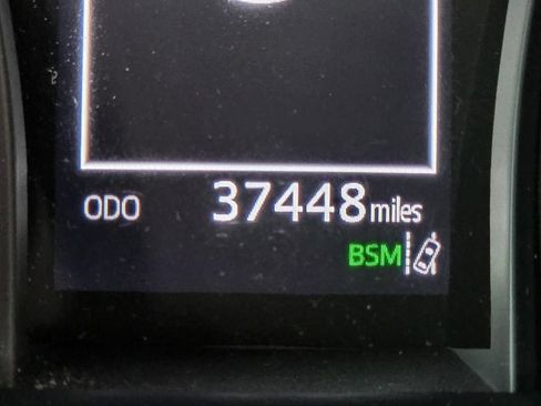 Used 2022 Toyota Camry SE FWD image 33