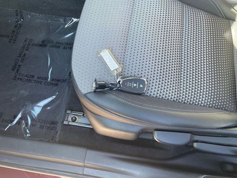 Used 2025 Chevrolet Trax LT image 22