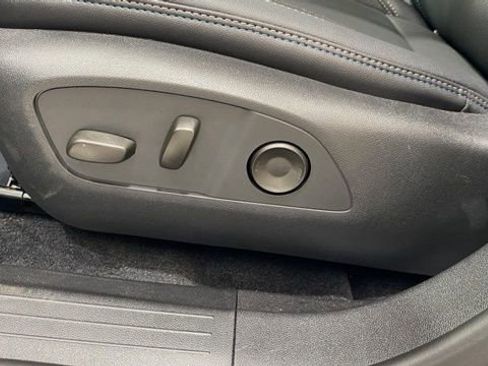 New 2026 Chevrolet Equinox EV LT image 12