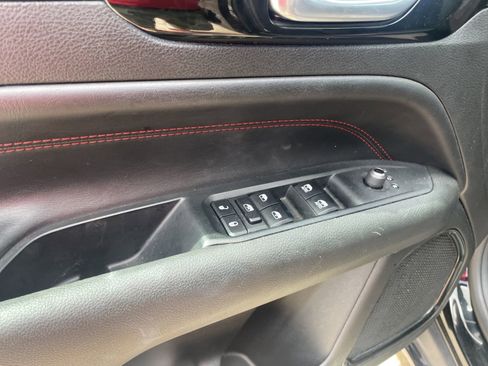 Used 2024 Jeep Compass Trailhawk AWD/4WD image 20