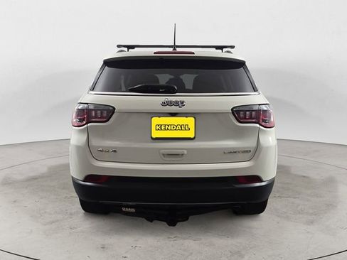 Used 2019 Jeep Compass Limited AWD/4WD image 4