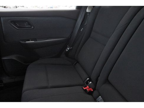 Used 2023 Nissan Rogue S FWD image 14