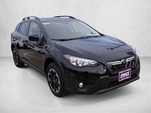 Used 2023 Subaru Crosstrek 2.0i Premium image 6