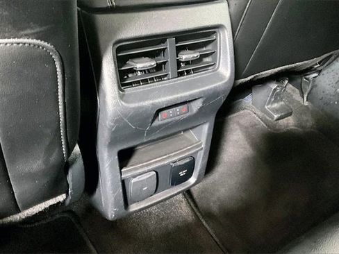 Used 2020 Ford Edge Titanium w/ Equipment Group 301A image 12