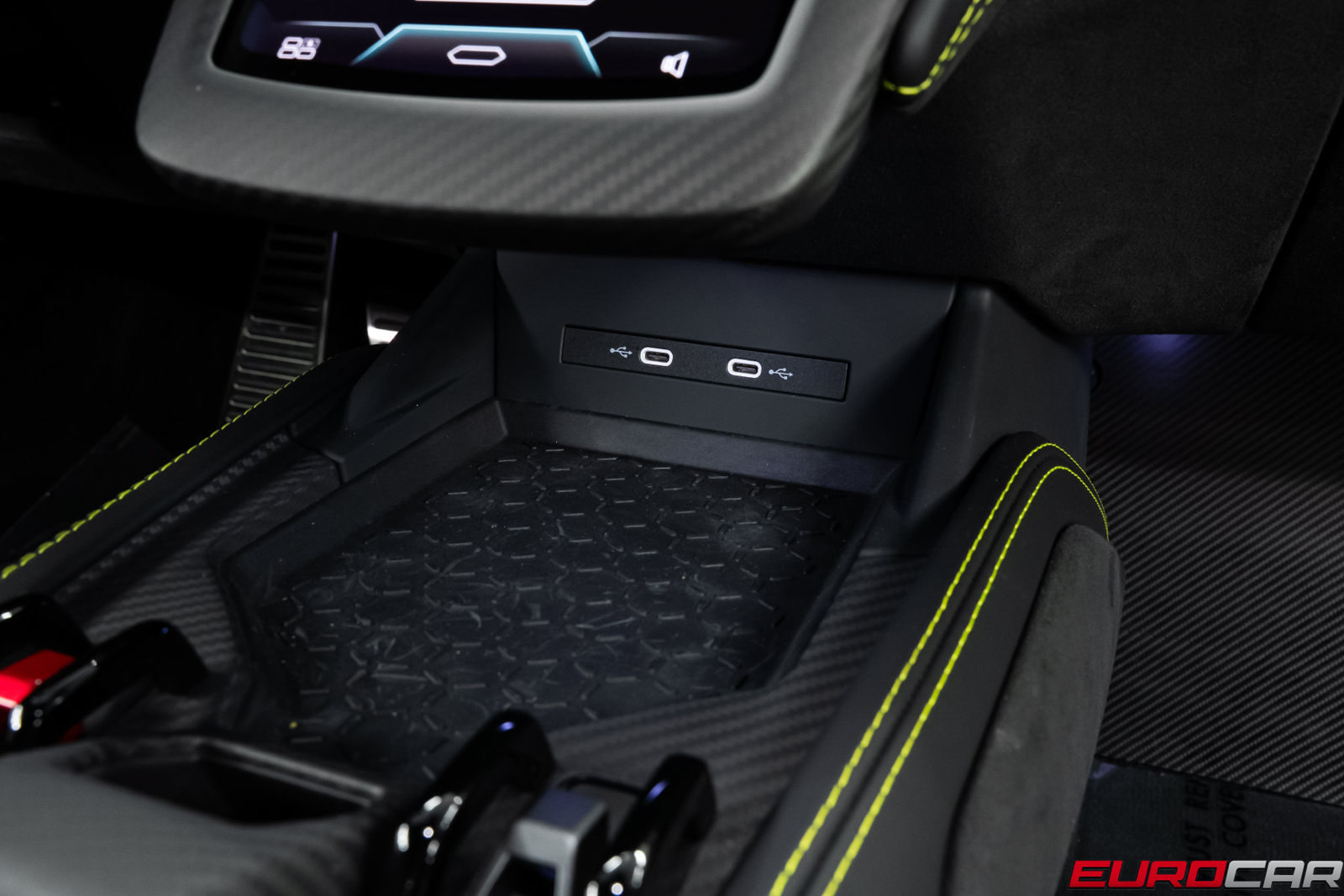 Used 2025 Lamborghini Revuelto AWD/4WD image 37