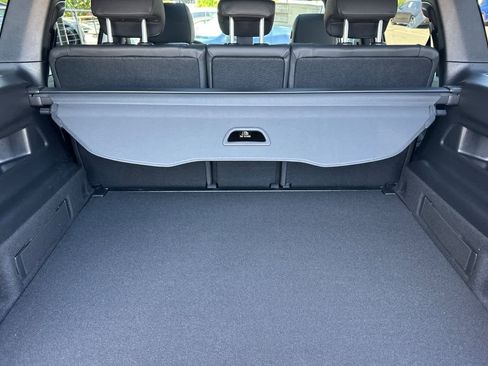 New 2026 Mercedes-Benz GLB 250 image 14