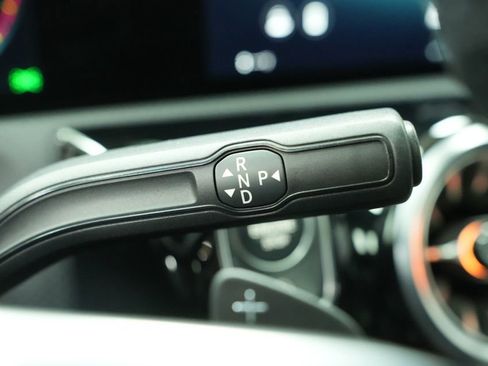 Used 2022 Mercedes-Benz CLA 250 image 17
