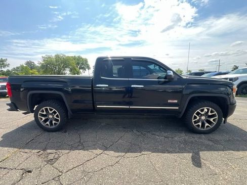Used 2014 GMC Sierra 1500 SLT w/ All-Terrain Package AWD/4WD image 4