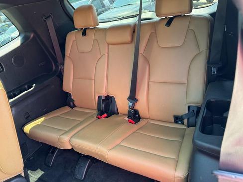 Used 2021 Kia Telluride SX w/ Nightfall Edition Package AWD/4WD image 12