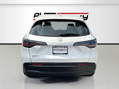 Used 2025 Honda HR-V LX image 6