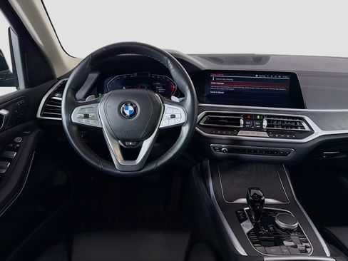 Used 2022 BMW X7 xDrive40i AWD/4WD image 25