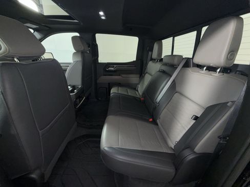 Used 2022 Chevrolet Silverado 1500 ZR2 w/ Technology Package AWD/4WD image 25