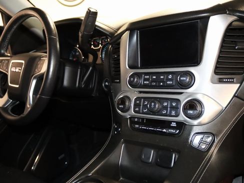 Used 2017 GMC Yukon SLT image 58