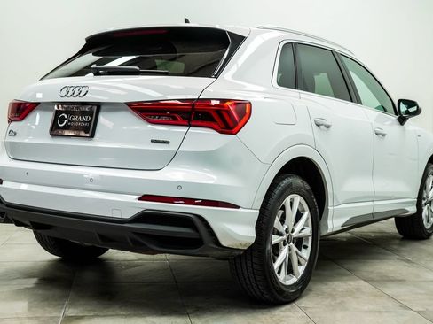 Used 2024 Audi Q3 2.0T Premium AWD/4WD image 16