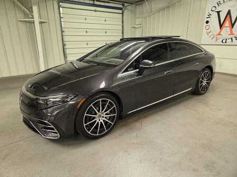 Used 2022 Mercedes-Benz EQS 450+ Sedan image 2
