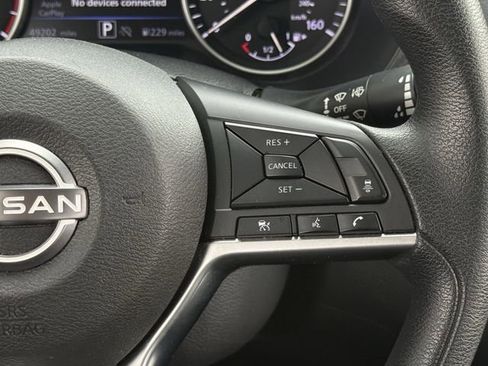 Used 2024 Nissan Sentra SV FWD image 15