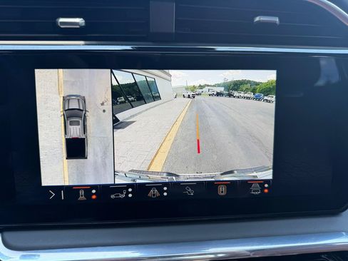 Used 2024 GMC Sierra 1500 Denali Ultimate AWD/4WD image 16