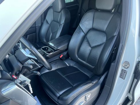 Used 2015 Porsche Cayenne Diesel image 13