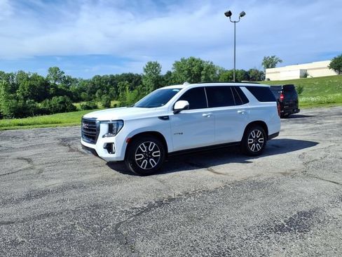Used 2023 GMC Yukon AT4 w/ AT4 Premium Plus Package AWD/4WD image 48