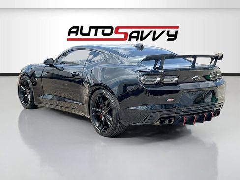 Used 2023 Chevrolet Camaro SS RWD image 5