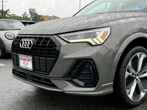 Used 2021 Audi Q3 2.0T Premium Plus w/ Premium Plus Package AWD/4WD image 10