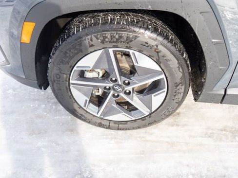 Used 2026 Hyundai Tucson SEL FWD image 12