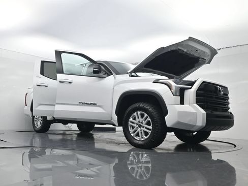 Used 2024 Toyota Tundra SR5 w/ SR5 Premium Package AWD/4WD image 34