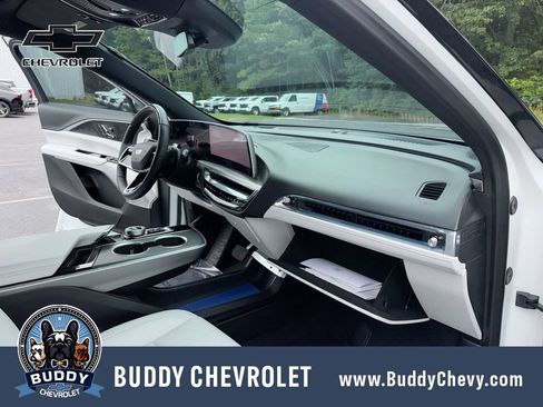 Used 2024 Cadillac Lyriq Sport w/ LPO, Floor Liner Package AWD/4WD image 36