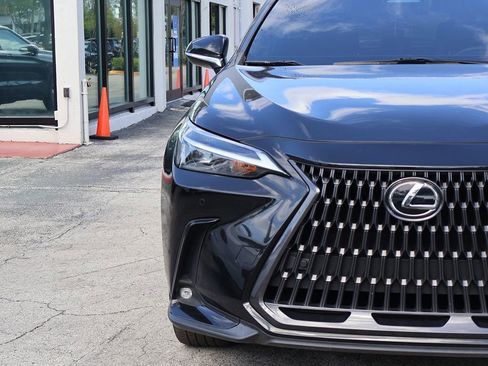Used 2022 Lexus NX 250 FWD image 12