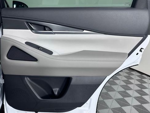 New 2026 INFINITI QX60 Pure image 27