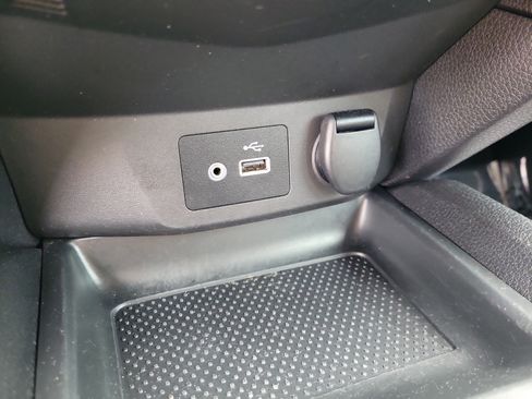 Used 2019 Nissan Rogue Sport SV image 31