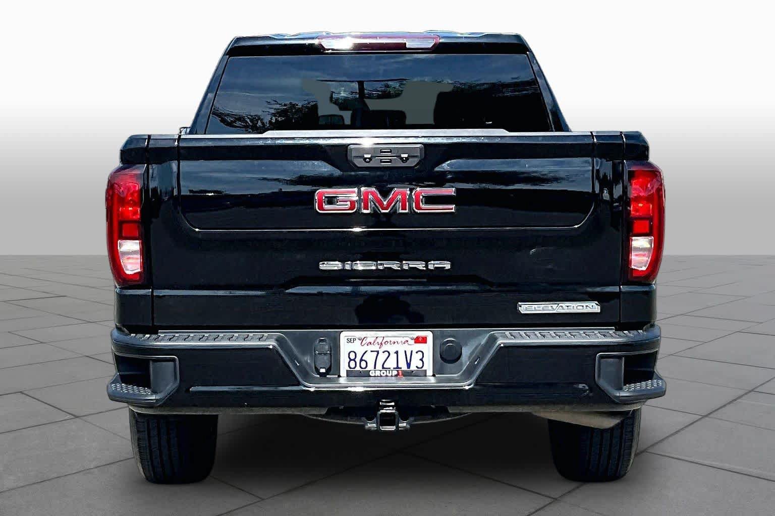 Used 2023 GMC Sierra 1500 Elevation RWD image 4
