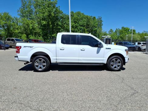 Used 2018 Ford F150 XLT w/ Equipment Group 302A Luxury AWD/4WD image 9