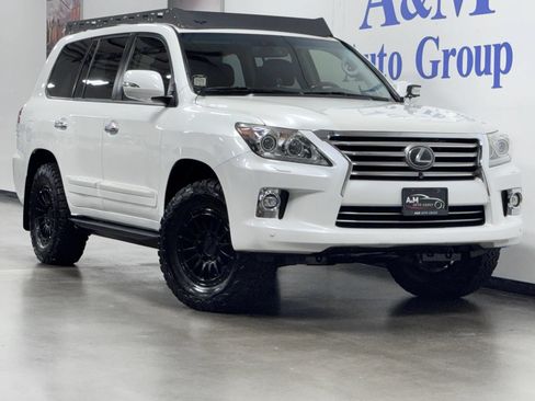 Used 2015 Lexus LX 570 4WD image 1