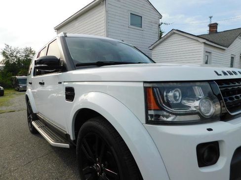 Used 2016 Land Rover LR4 HSE AWD/4WD image 14