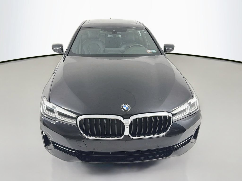 Used 2021 BMW 530i xDrive w/ Convenience Package AWD/4WD image 2