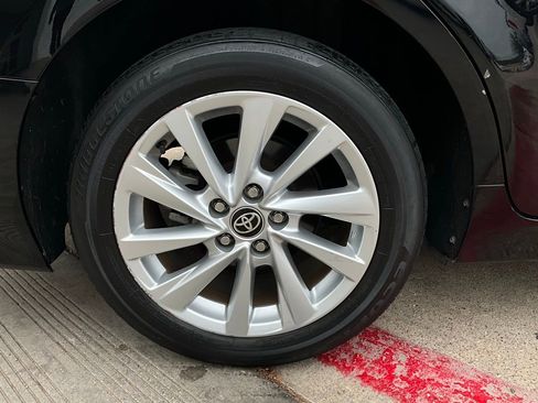 Used 2023 Toyota Camry LE image 9