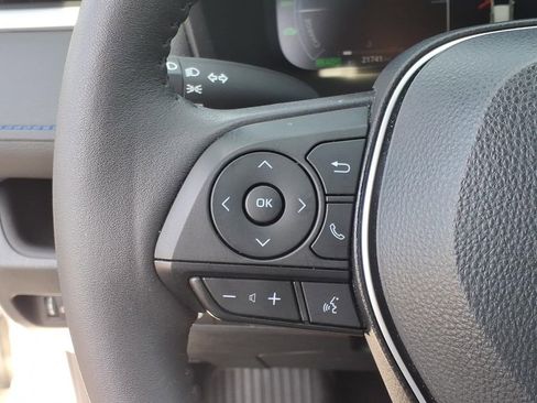 Used 2024 Toyota RAV4 XSE w/ Advanced Technology Package image 18