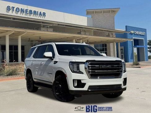 Used 2021 GMC Yukon SLT w/ SLT Premium Package image 1