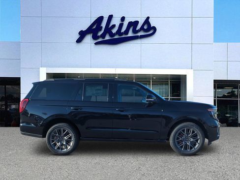 New 2025 Ford Expedition Platinum w/ Stealth Performance Package image 1